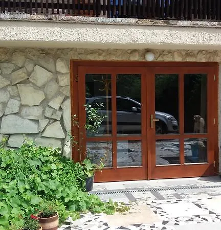 Apartmany Sharka -Sarka Justrova Decin Exterior photo